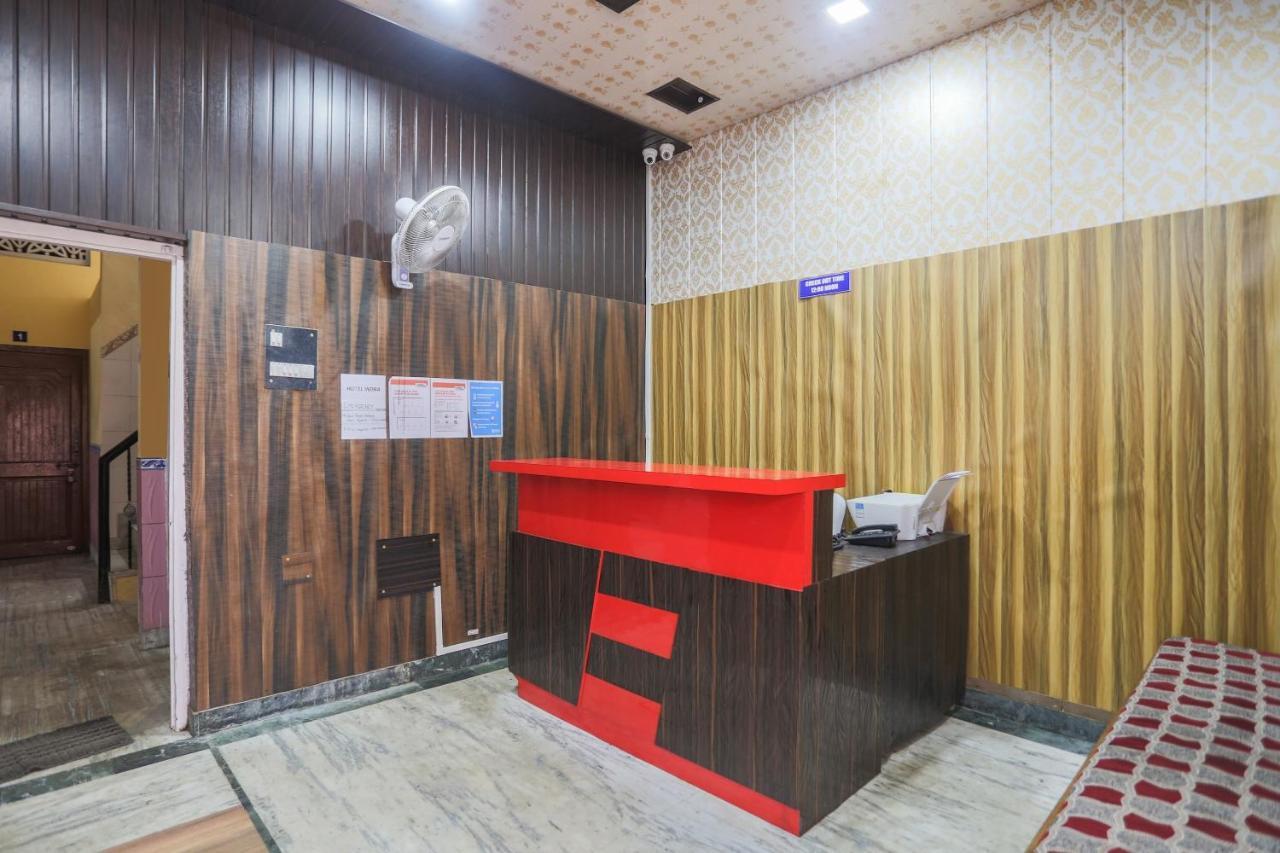 Oyo Tripureswari Guest House Puri Exterior photo